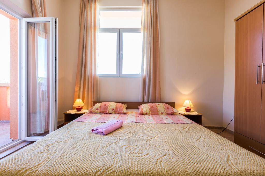 Apartments Angelina Sukošan Extérieur photo
