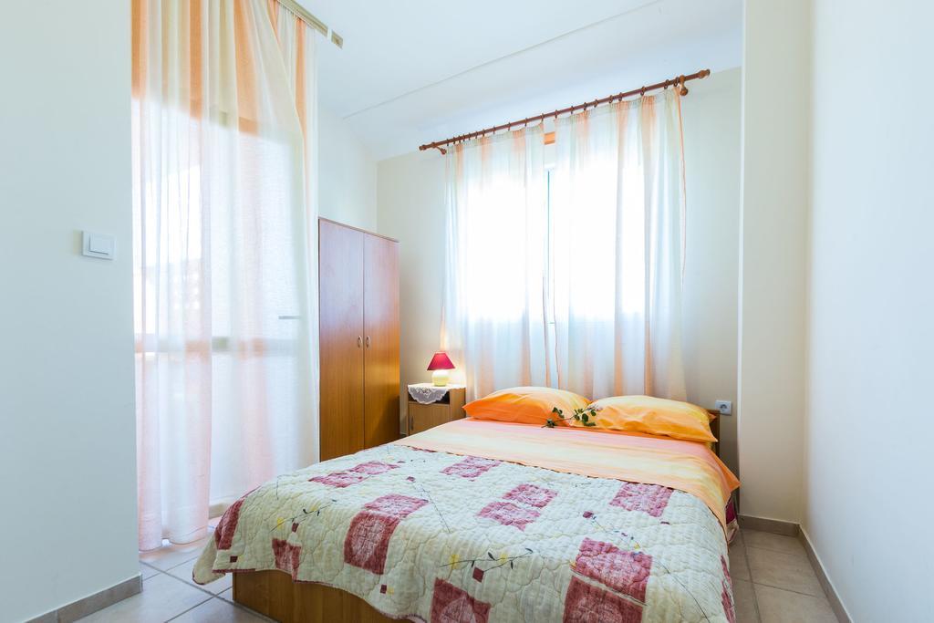 Apartments Angelina Sukošan Extérieur photo